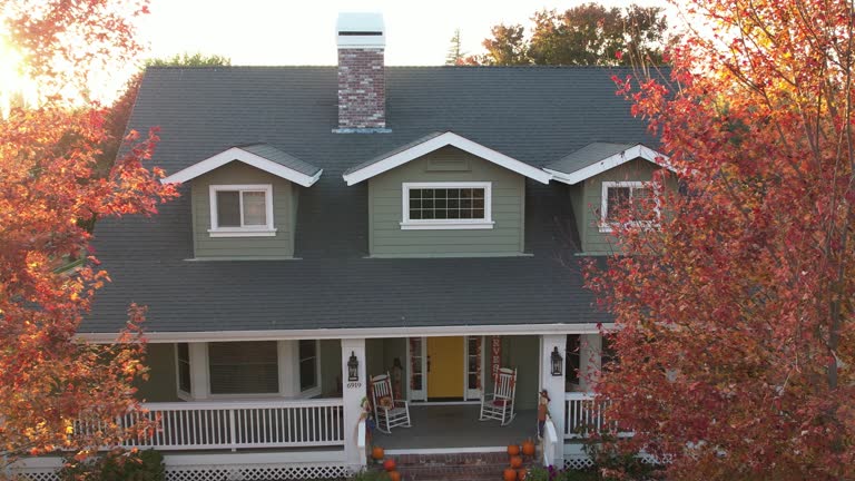 Best Roof Installation  in Loretto, TN